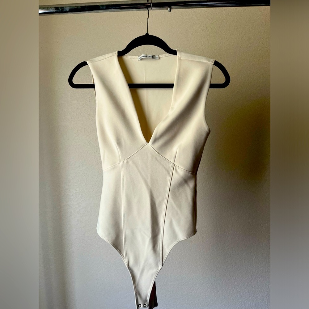 A&F plunge neck bodysuit